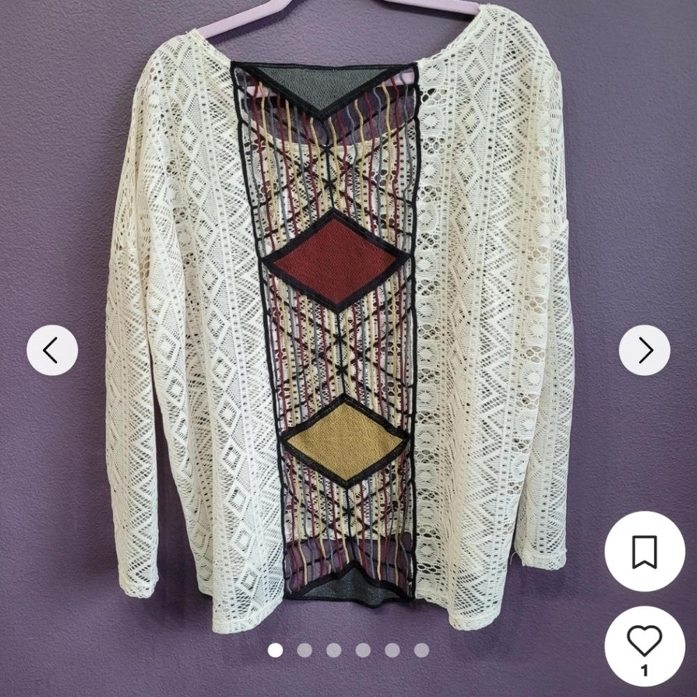 Daytrip Women's Lace Blouse with Geometric Design Size S Aztec Southwestern